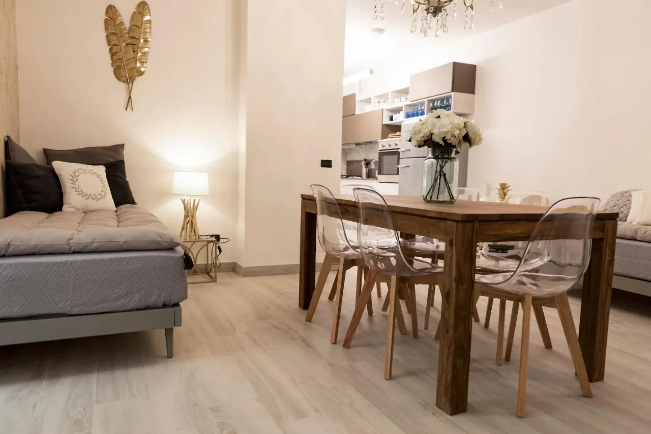Vatican Luxury 2Bd 2Ba Apartment Rome