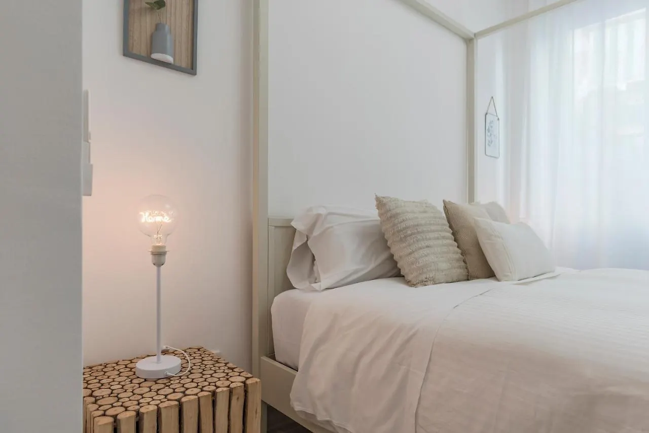 Vatican Luxury 2Bd 2Ba Apartment Rome 0*,