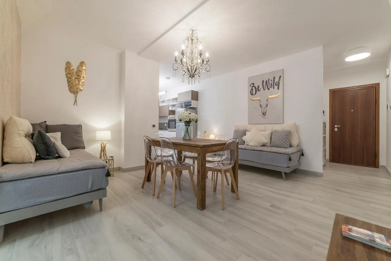 Vatican Luxury 2Bd 2Ba Apartment Rome
