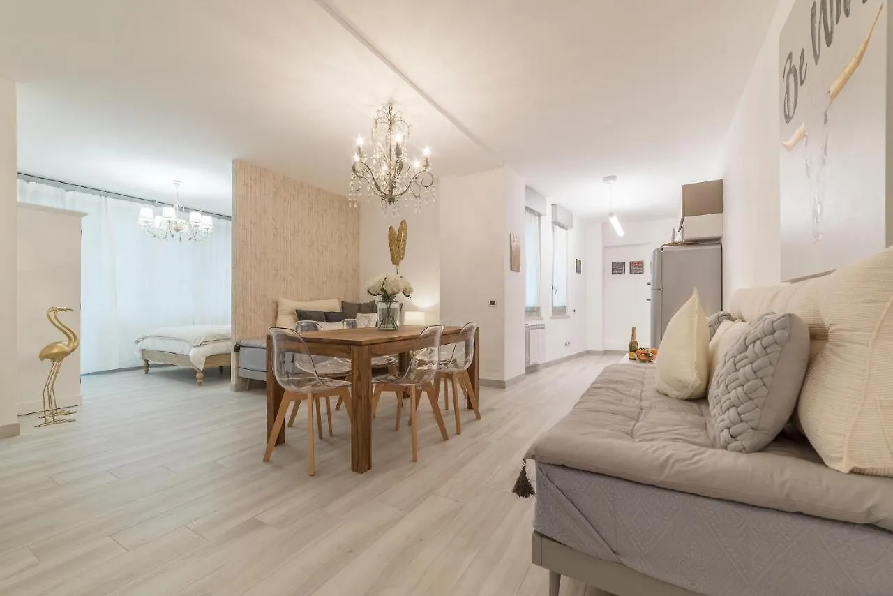 Vatican Luxury 2Bd 2Ba Apartment Rome